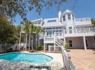 194 Pelican Cir, Seacrest, FL 32461