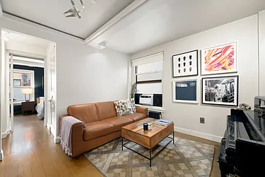 325 West 45th Street, #415