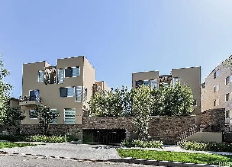 1st image of 14424 Dickens St APT 7