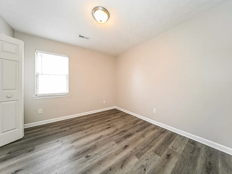 642 Beaver Run Trce — Photo 12