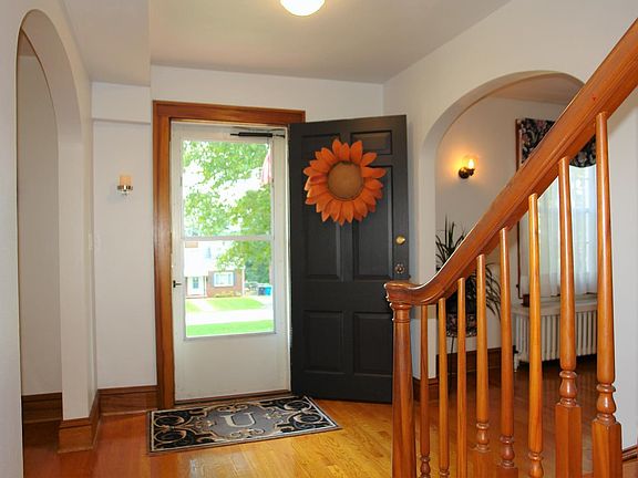 4th image of 3660 Sunrise Ave NW