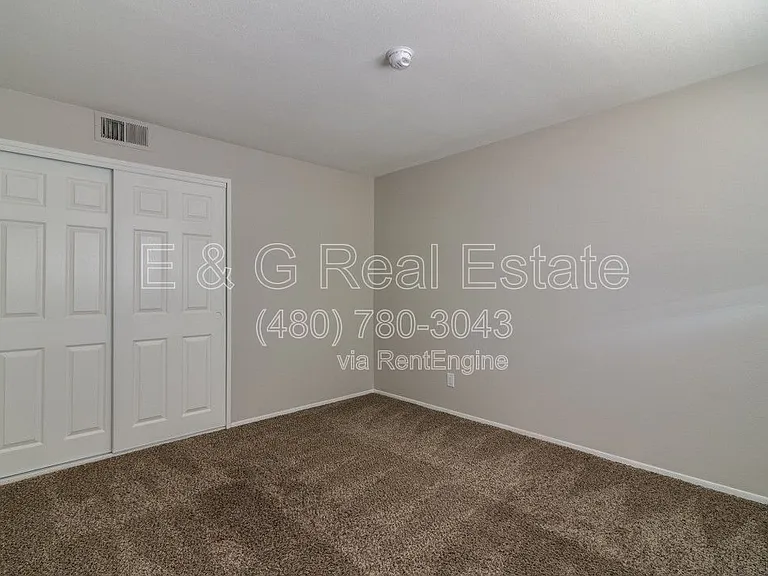137 E Riviera Dr — Photo 23