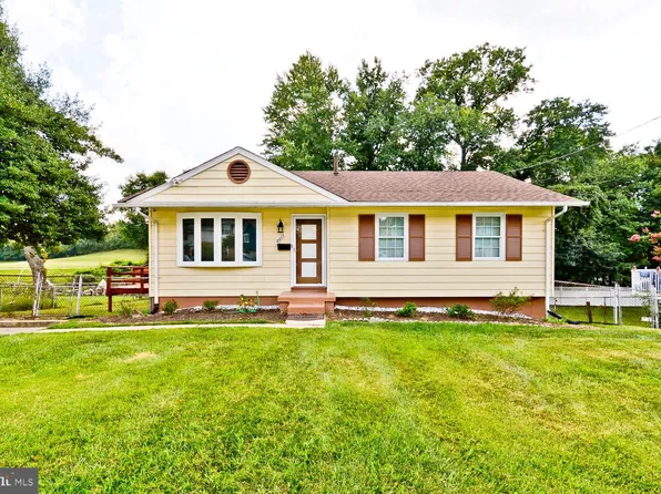 8617 Girard St, Landover, MD 20785