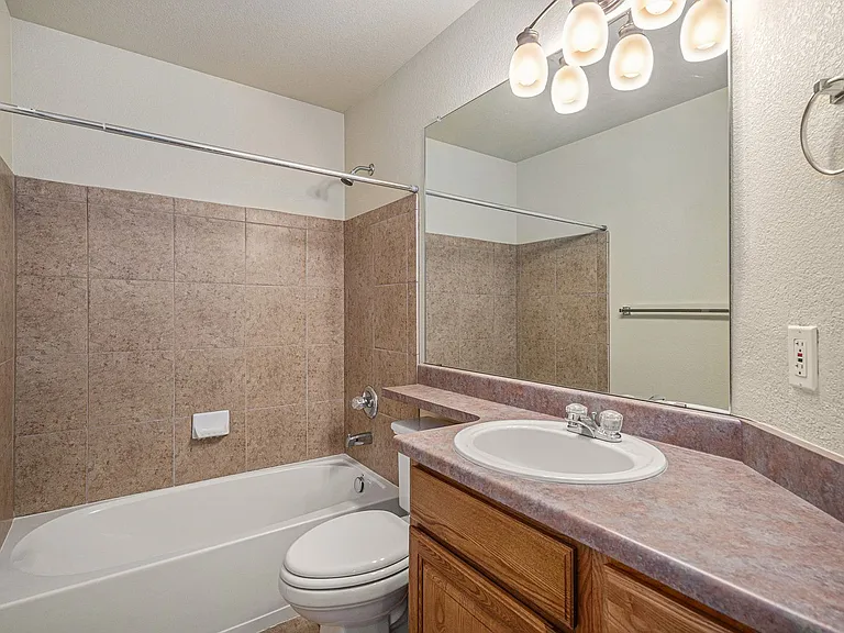 3946 Pecos Trl — Photo 16
