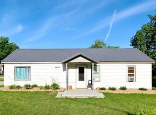 406 N Main St, Reading, MI 49274