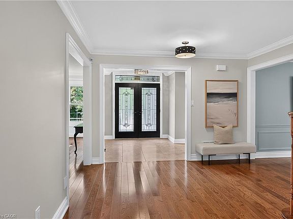 4th image of 3861 Promontory Cres