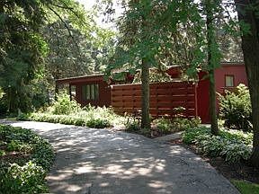 Side driveway