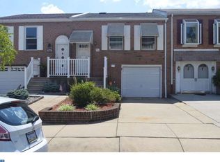 214 Lawnbrook Rd, Philadelphia, PA 19154