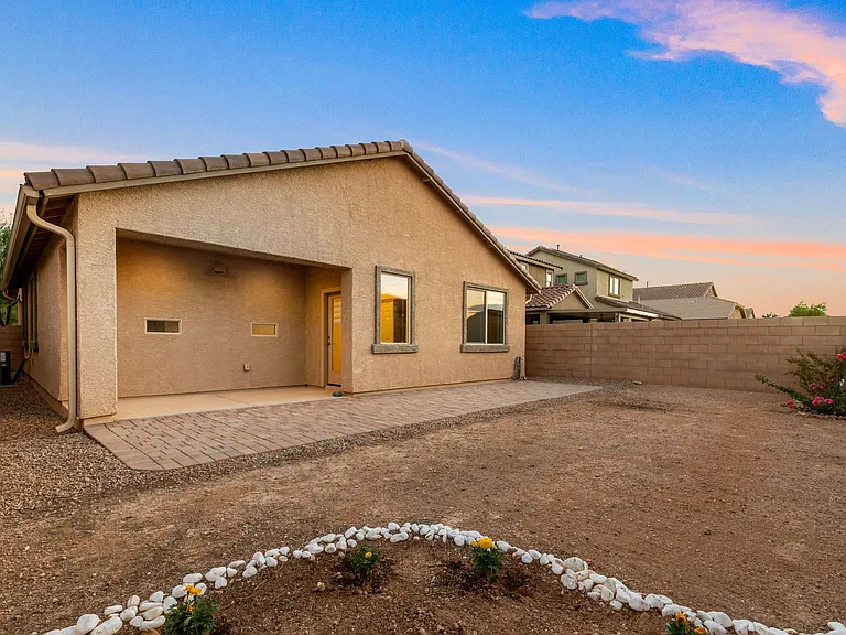 11415 E Glowing Sunset Dr — Photo 37