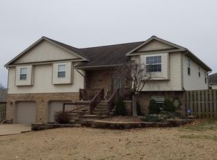 985 Baxter Rd, Neosho, MO 64850