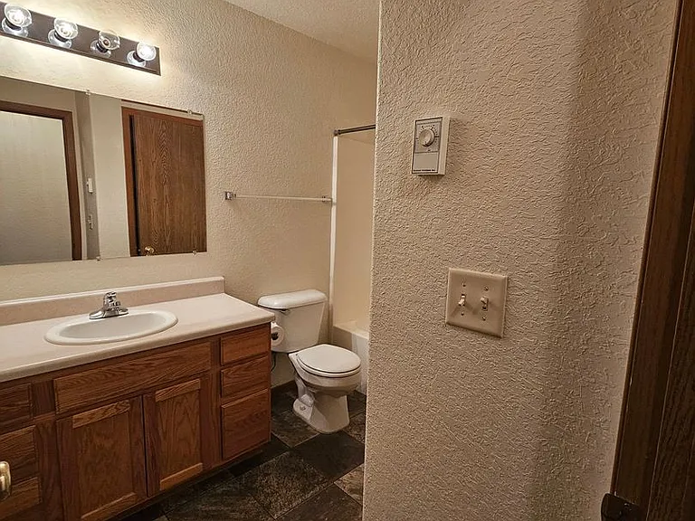 3850 Park Dr #6 — Photo 8