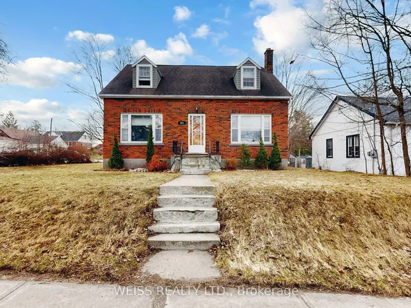 261 Wolsely St, Peterborough, ON K9H 4Z8