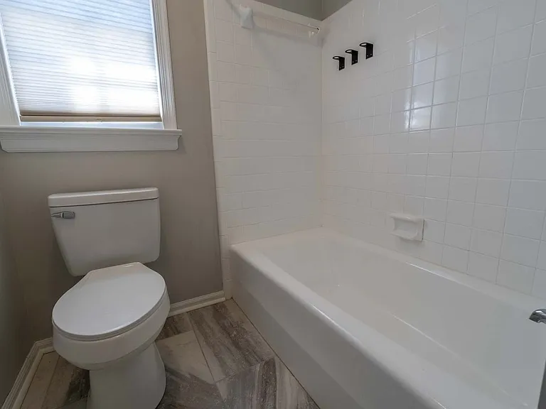 123 Temple Cir — Photo 18
