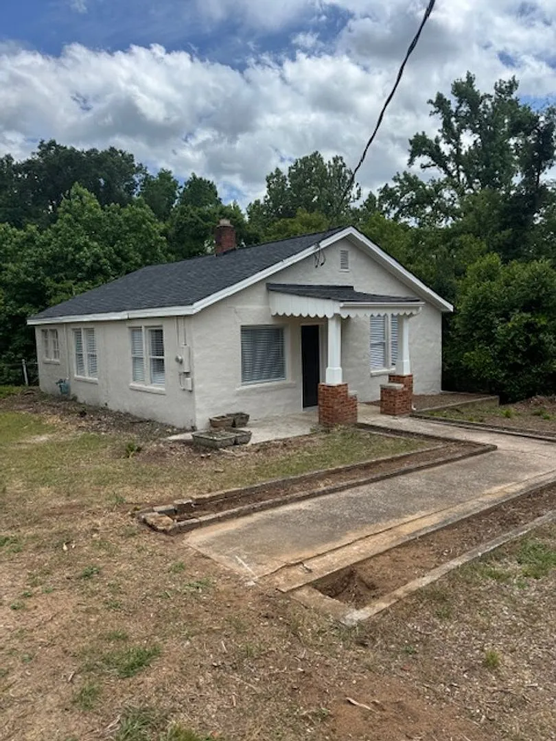 Building Photo - 105 Meridian Ave