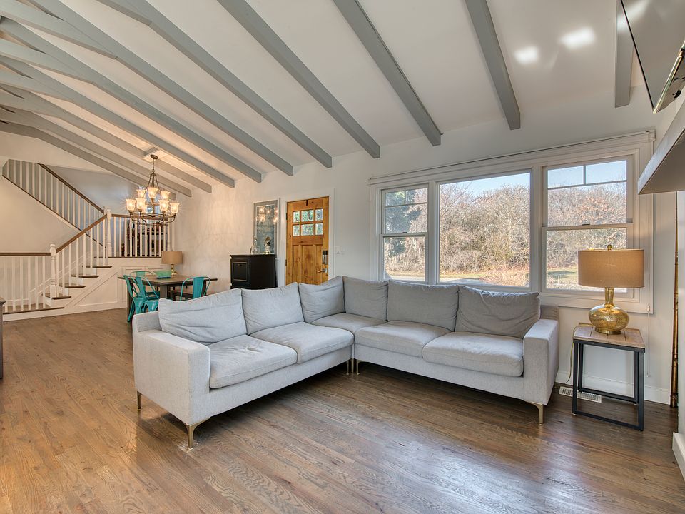 1st image of 34 Lincoln Rd