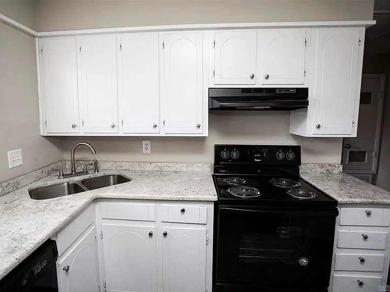 5 E Laramie Dr #A — Photo 5