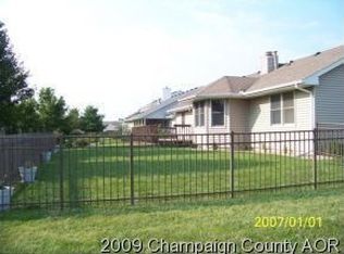 508 Cushing Dr, Savoy, IL 61874