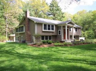 12 W Pine Dr, Walpole, MA 02081