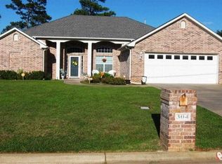 304 Ithaca Dr, Longview, TX 75604