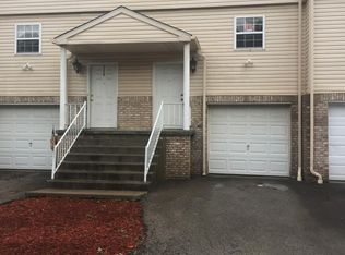 159 Londonderry Dr #F, New Brighton, PA 15066