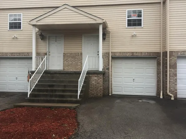 159 Londonderry Dr #F, New Brighton, PA 15066