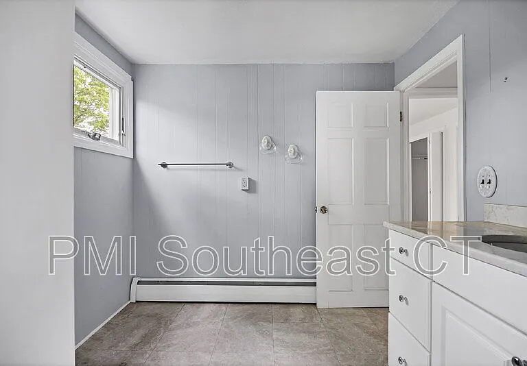 51 Lake Ave — Photo 23