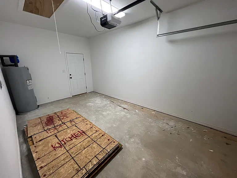 33121A Stables Dr — Photo 10
