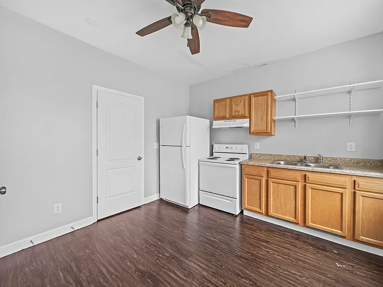 1708 S 3rd St — Photo 34