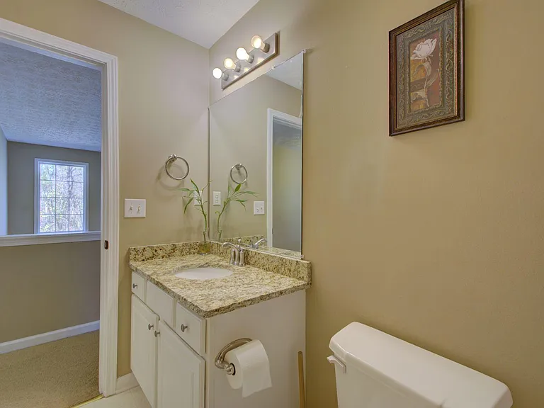 2820 Northcliff Dr — Photo 29