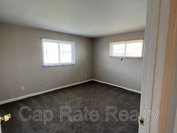4th image of 3632 Cushing Dr #D