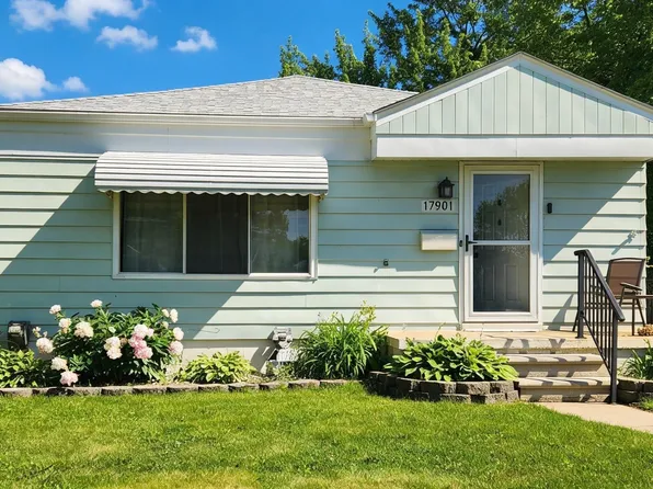 17901 Peters St, Roseville, MI 48066