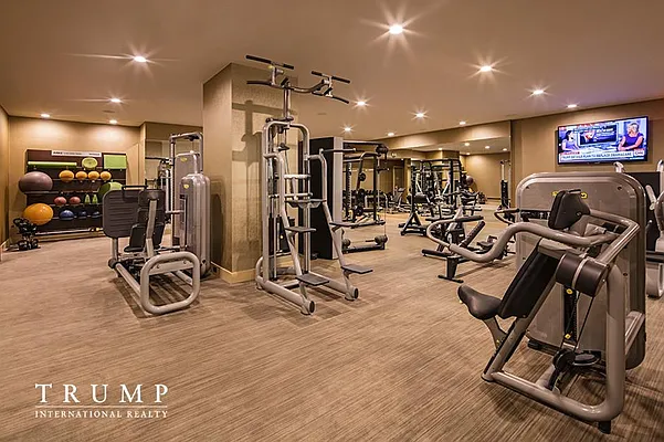 Sold by Trump International Realty | media 21