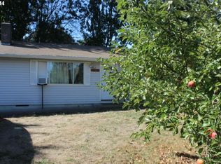 1042 SE Cedar St, Dundee, OR 97115