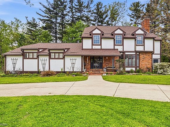 2nd image of 6453 Old Woods Rd