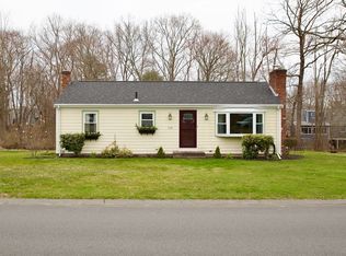 119 Roosevelt Ave, North Attleboro, MA 02760