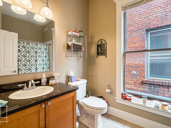 5th image of 891-895 N High St #15-201