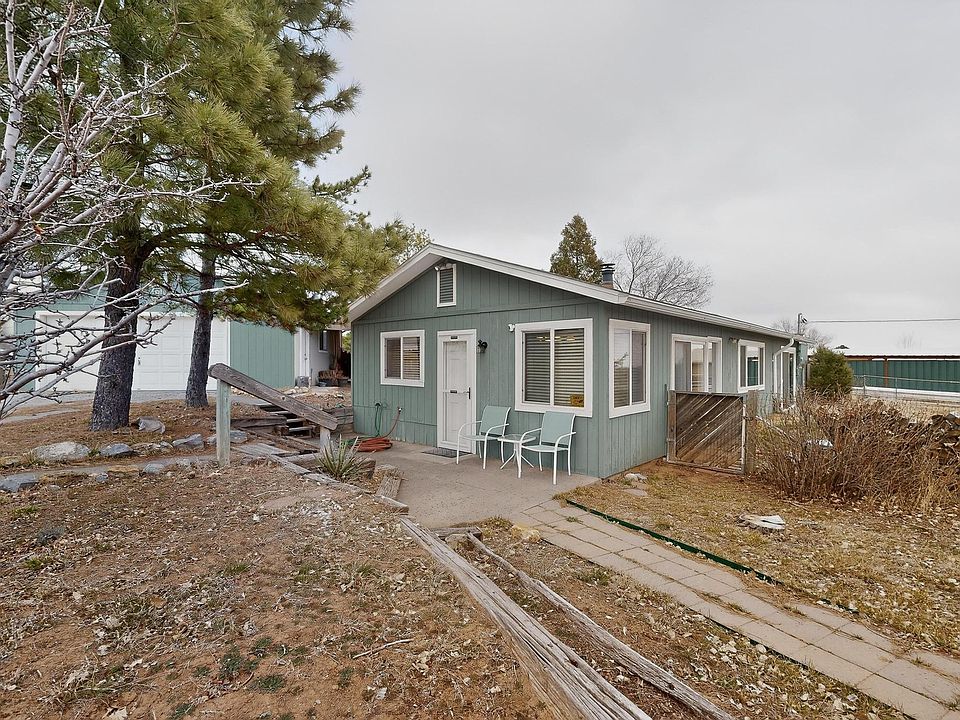 1st image of 8 Pamela Pl