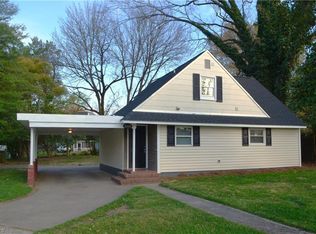 1301 Summit Ave, Greensboro, NC 27405