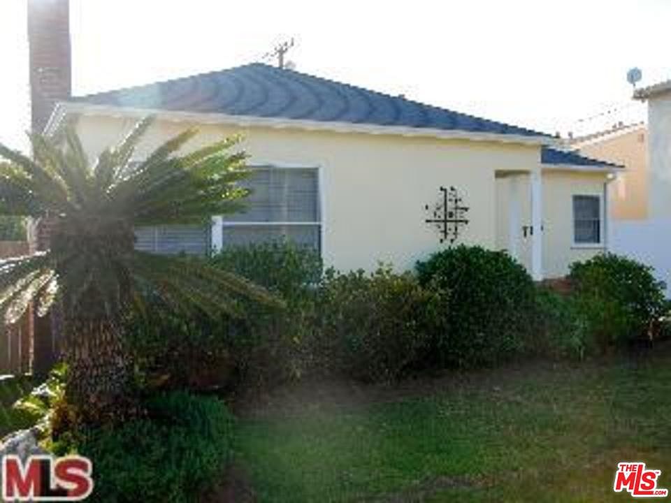 1st image of 785 El Medio Ave