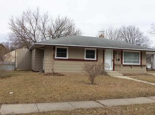 2524 Heritage Ct, Rockford, IL