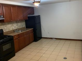 955 E 215th St #1, Bronx, NY 10469