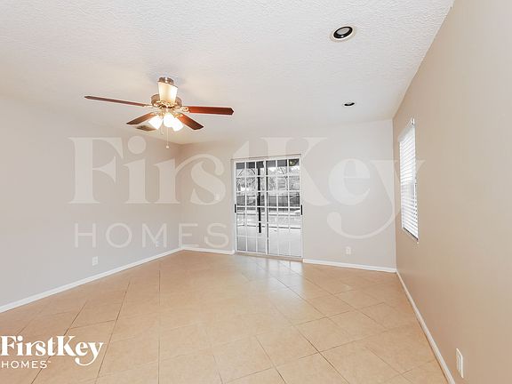 4th image of 7131 NW 46th Ct