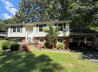 198 Van Horn Ln, Stafford, VA 22556