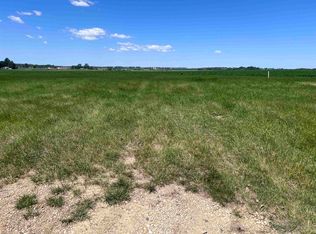 721 Meadow Ridge Ln #725, Lena, IL 61048