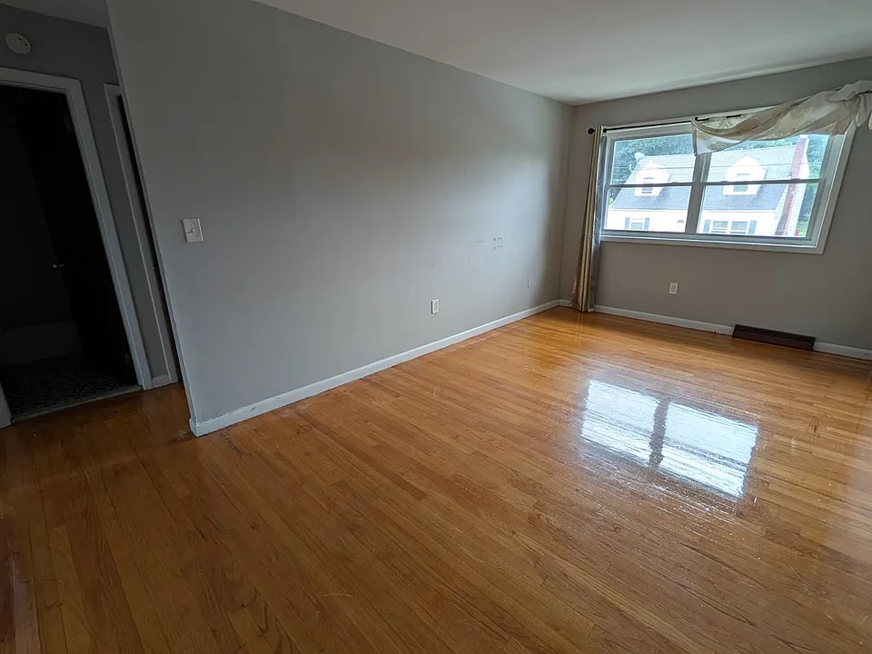217 Fairfield St #2RR