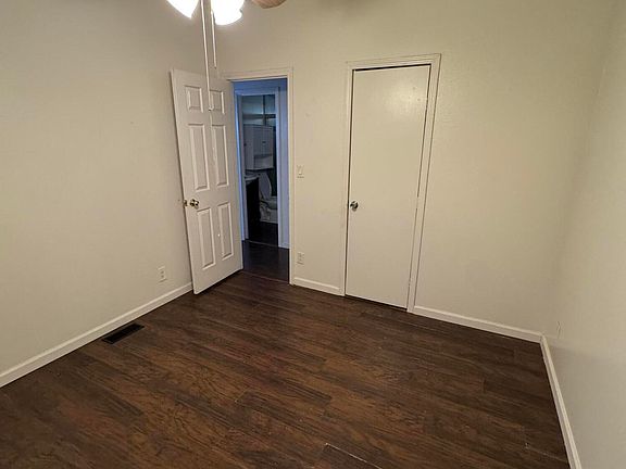 5th image of 1221 N DYSART Road #44