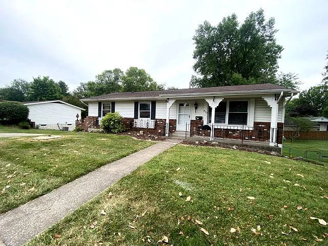 822 Harvard Dr photo 1