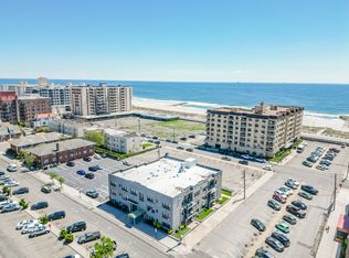 302 E Broadway #G, Long Beach, NY 11561
