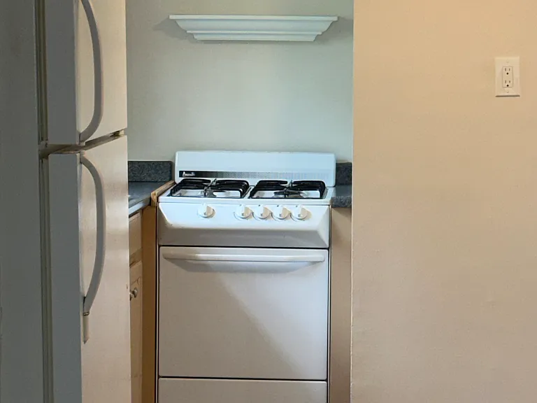 311 Jefferson Ave #2 — Photo 6