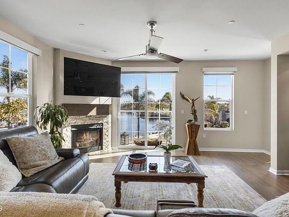 3rd image of 4012 Tradewinds Dr